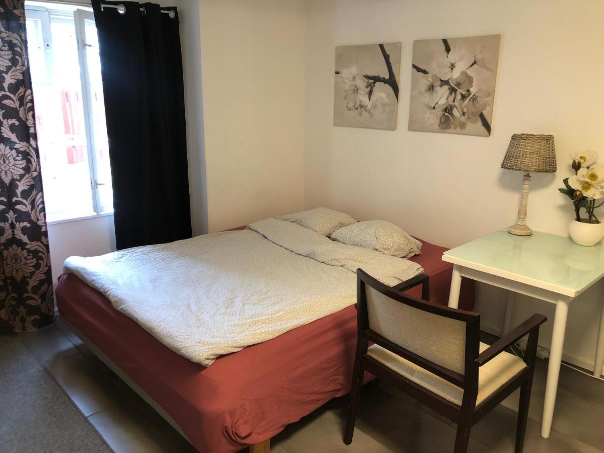 Puutaloyksioe 1 Km Turun Rautatieasemalta Apartment Turku Bagian luar foto